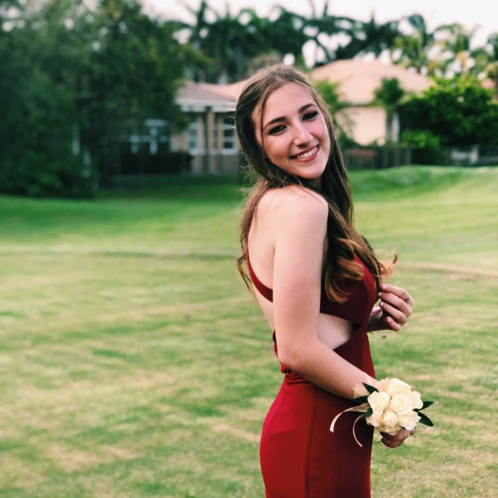 Meet your Posher, Hannah